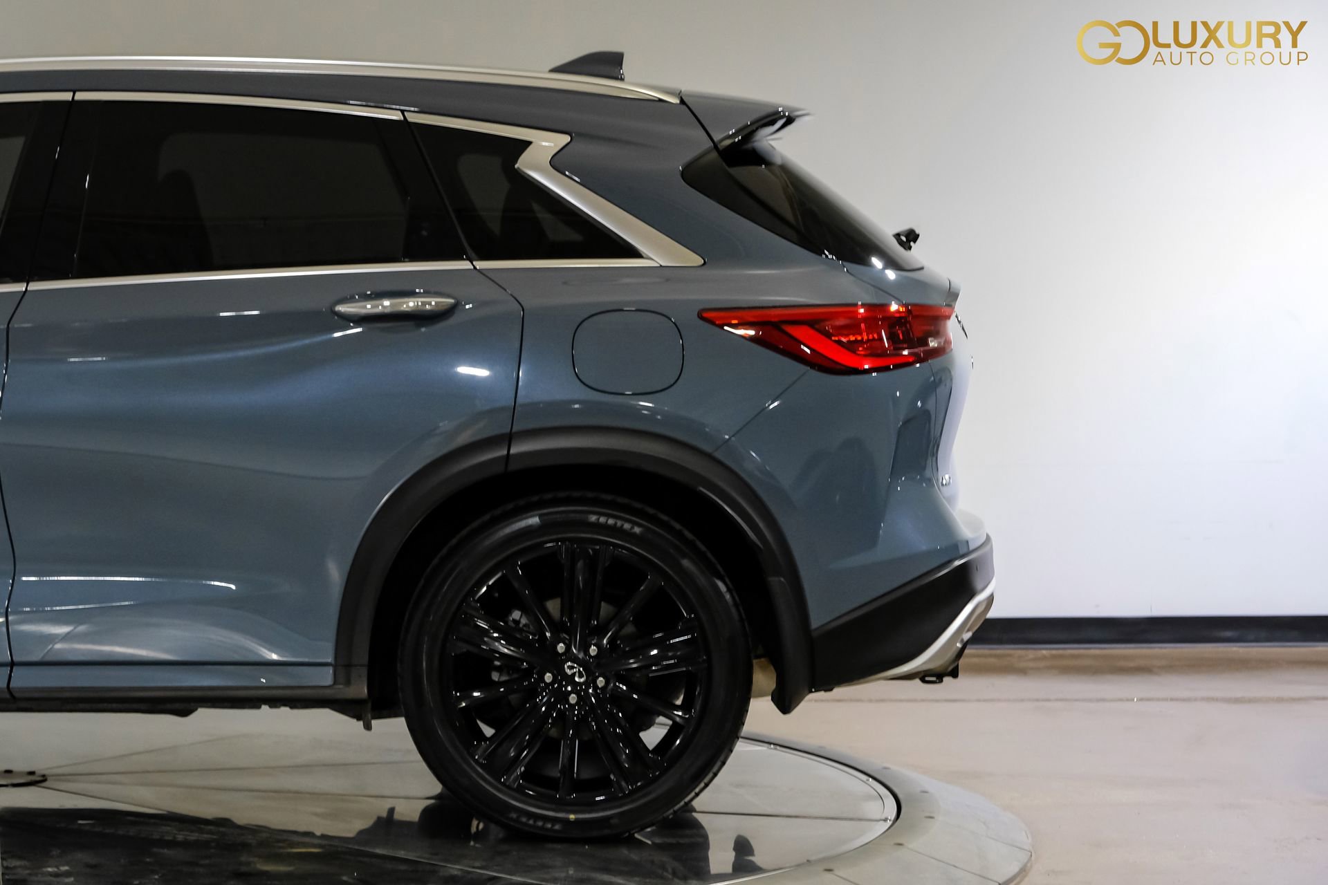 Used 2023 INFINITI QX50 Sensory image 15