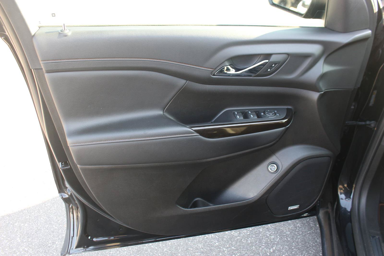 Used 2023 GMC Acadia AT4 AWD/4WD image 13