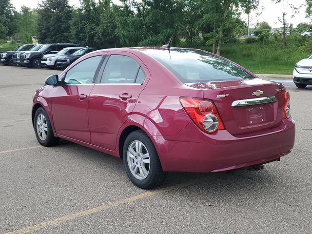 Used 2014 Chevrolet Sonic LT w/ LT Promotional Package FWD image 3