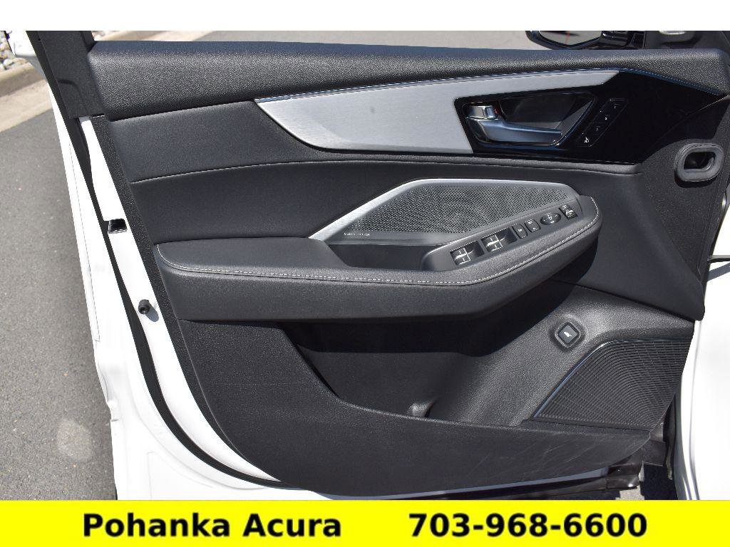 Certified 2025 Acura MDX FWD w/ Technology Package image 26