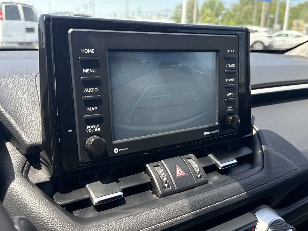 Used 2021 Toyota RAV4 XLE Premium FWD image 9