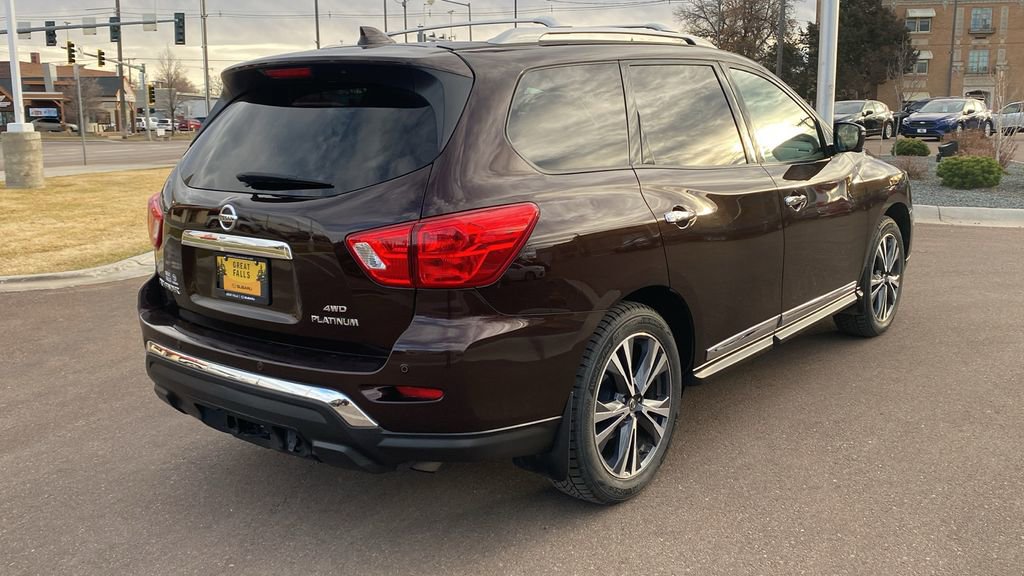 Used 2019 Nissan Pathfinder Platinum image 5