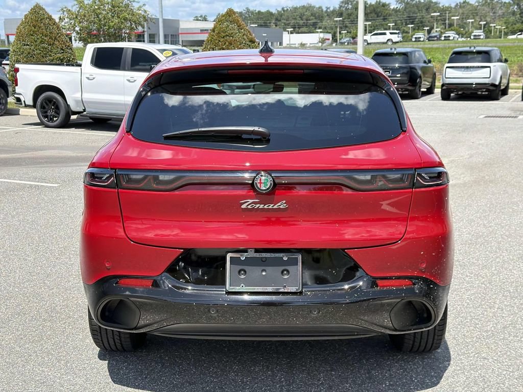 Used 2025 Alfa Romeo Tonale AWD/4WD image 4