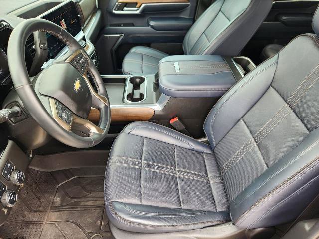 Used 2024 Chevrolet Silverado 3500 High Country w/ High Country Premium Package AWD/4WD image 13