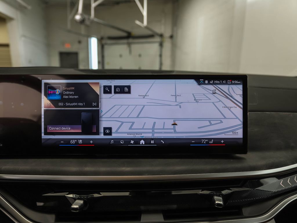 Used 2026 BMW X7 xDrive40i image 15