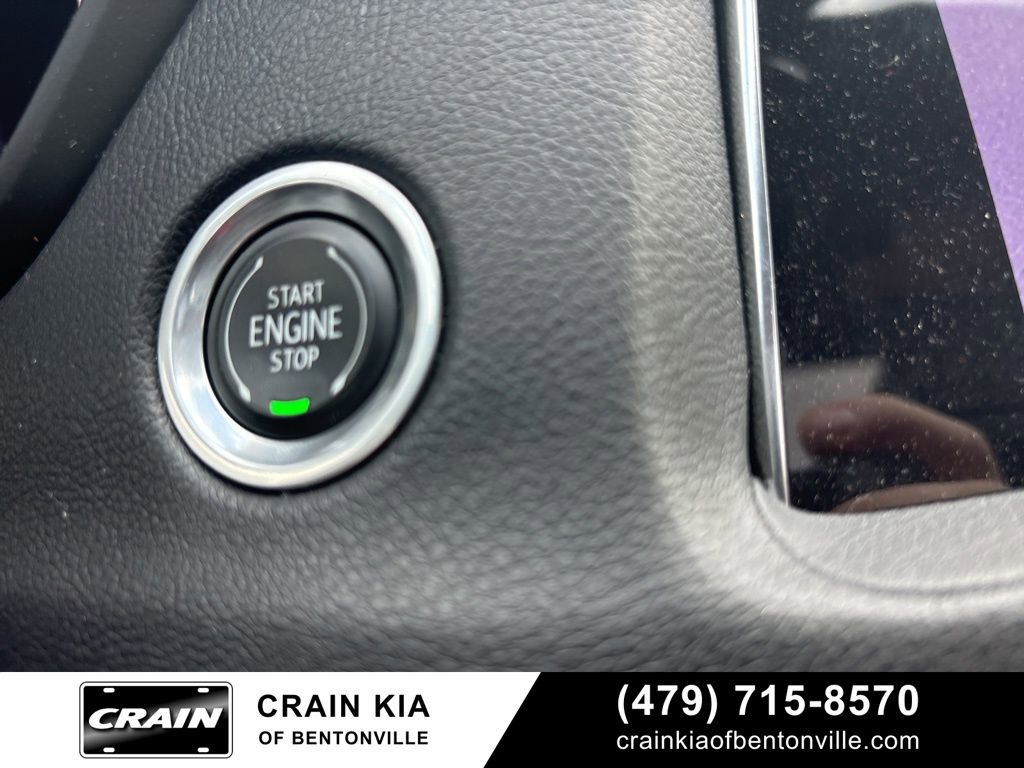 Used 2019 Cadillac XT4 Premium Luxury image 34