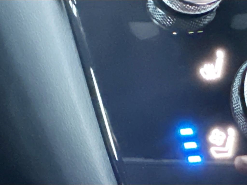 Used 2026 INFINITI QX60 Sport w/ Dark Cargo Package image 22