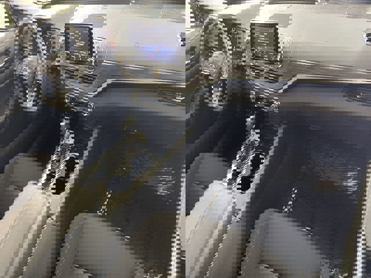 Used 2024 Nissan Altima 2.5 SV image 26