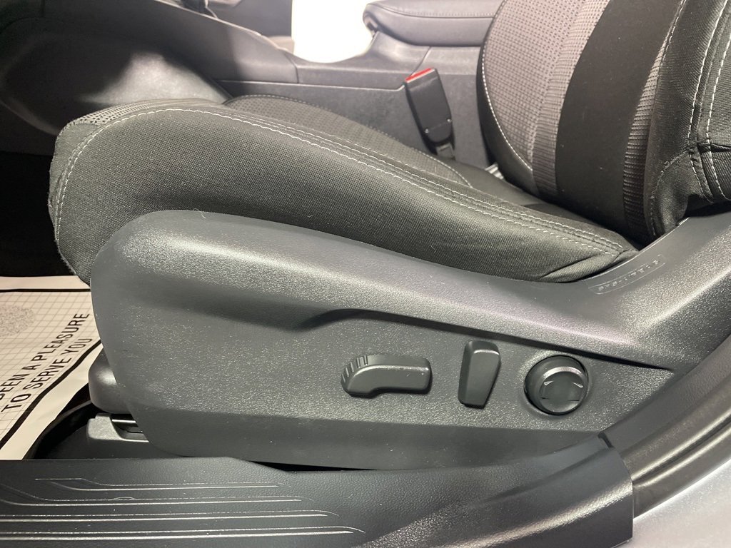 Used 2022 Subaru Outback Premium image 11