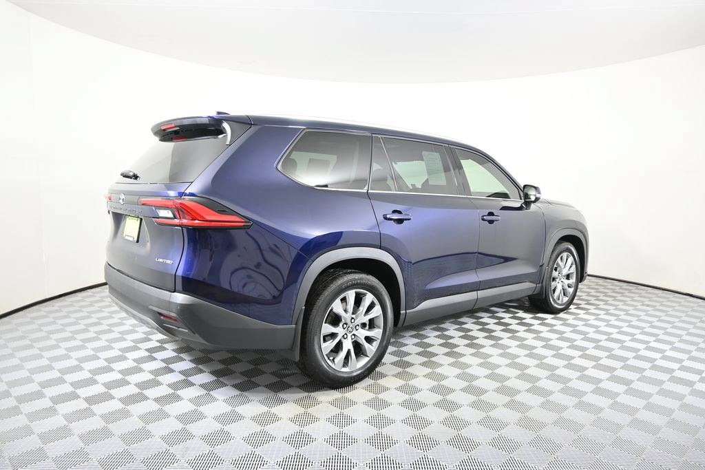 Used 2024 Toyota Grand Highlander AWD image 6