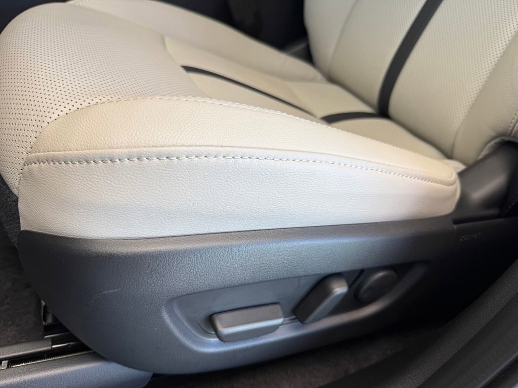 New 2025 MAZDA CX-90 Plug-In Hybrid w/Premium Sport image 26