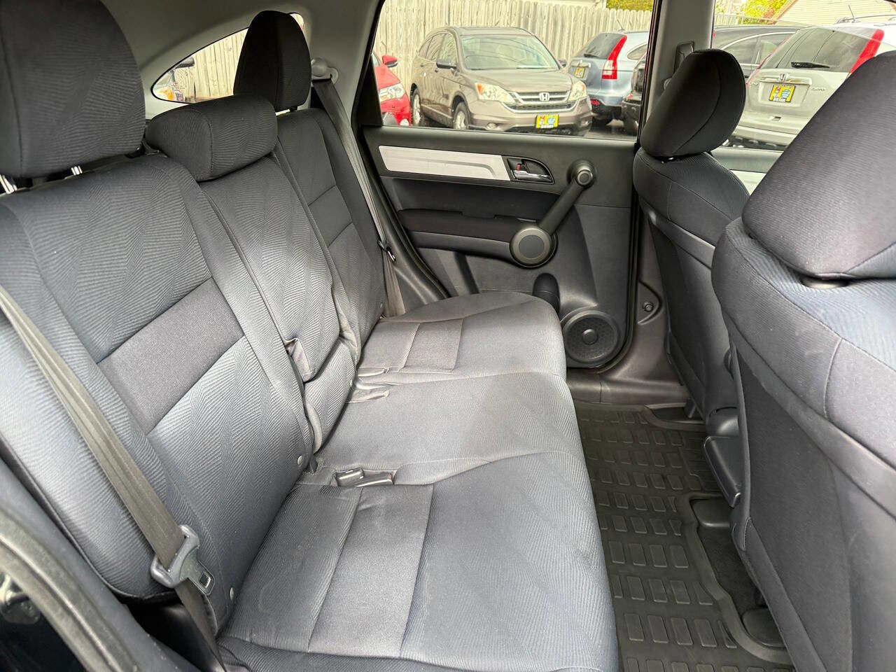 Used 2011 Honda CR-V LX image 29