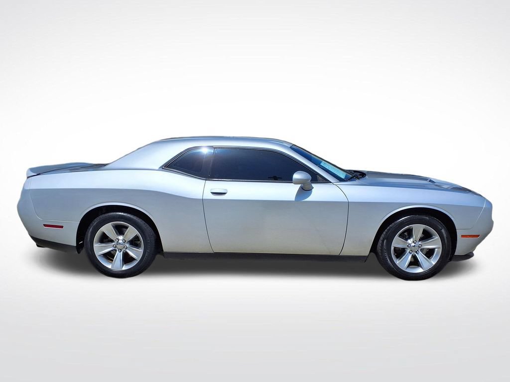 Used 2021 Dodge Challenger SXT RWD image 6