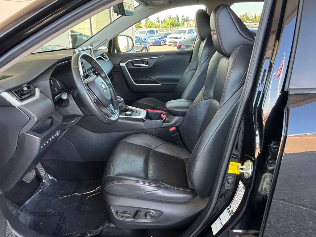 Used 2020 Toyota RAV4 TRD Off-Road AWD/4WD image 24