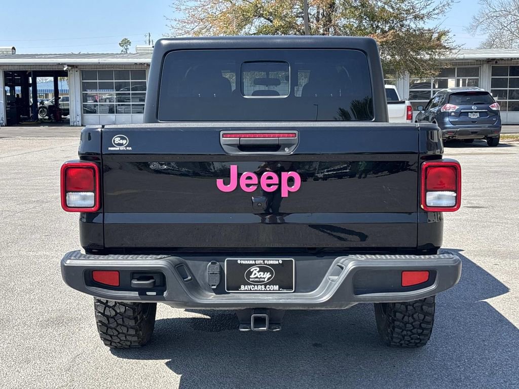 Used 2023 Jeep Gladiator Willys image 4