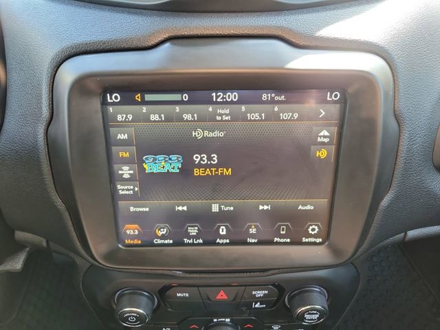 Used 2023 Jeep Renegade Altitude AWD/4WD image 29