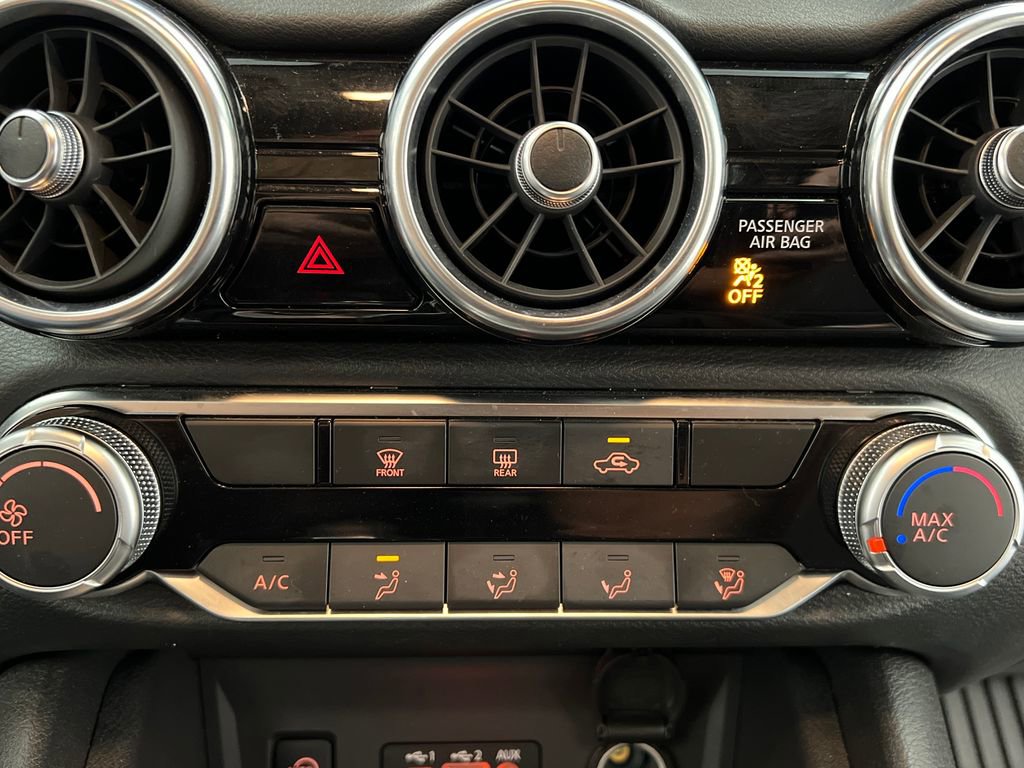 Used 2025 Nissan Sentra SV FWD image 44