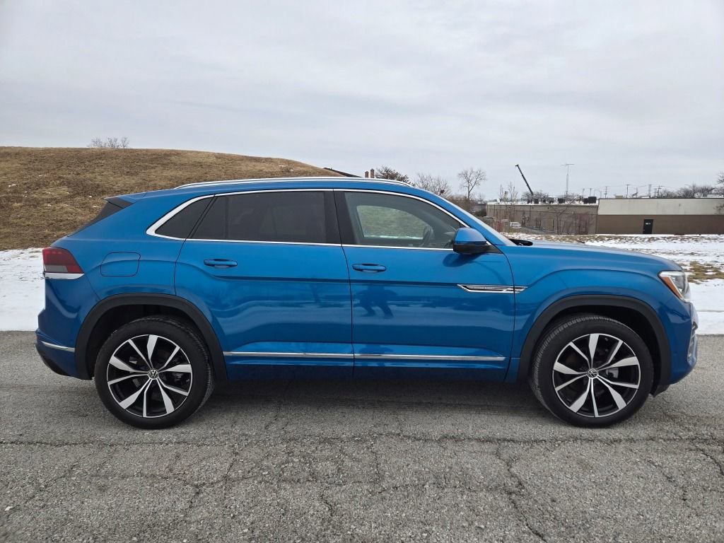 Used 2024 Volkswagen Atlas Cross Sport SEL Premium R-Line image 8