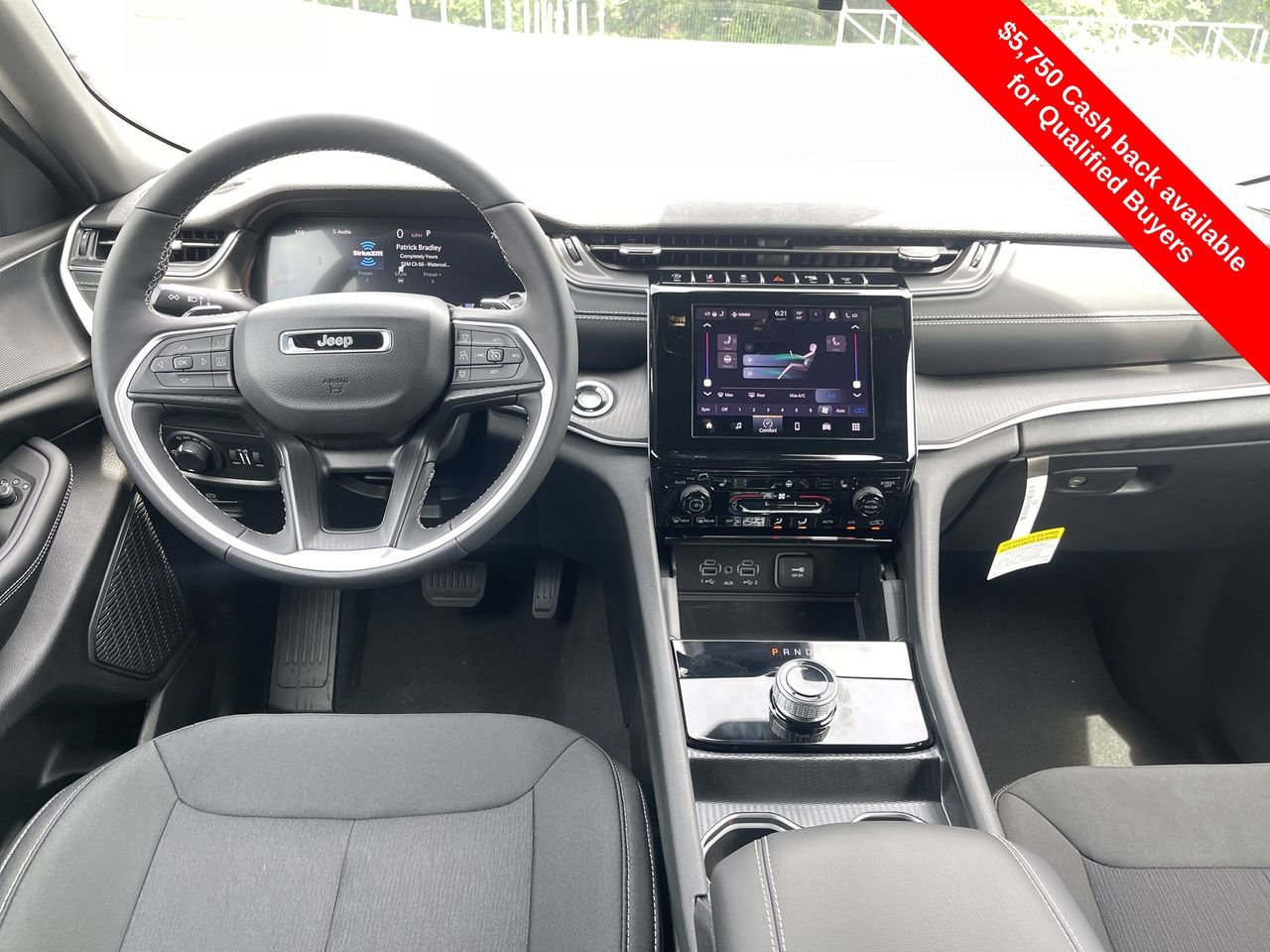 New 2025 Jeep Grand Cherokee Laredo X w/ Luxury Tech Group I video 2