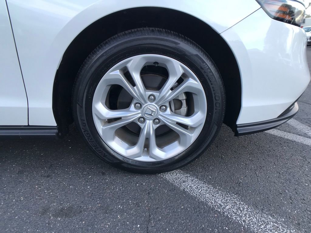 Certified 2023 Honda Accord LX image 5