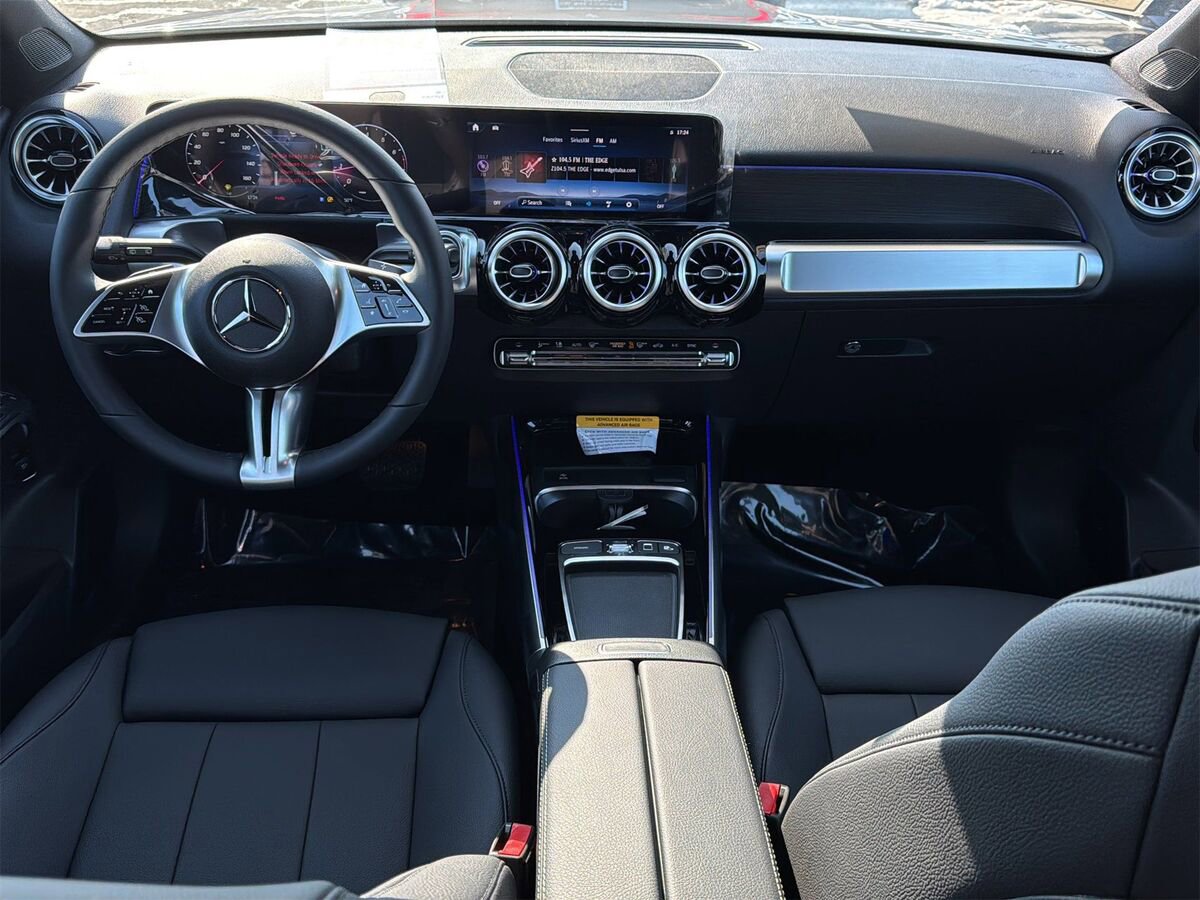 New 2026 Mercedes-Benz GLB 250 4MATIC image 10