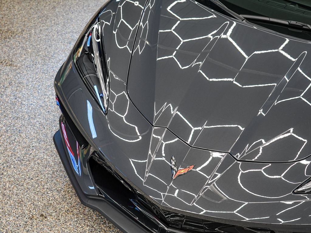 New 2027 Chevrolet Corvette Stingray Convertible w/ Stealth Interior Trim Package RWD image 9