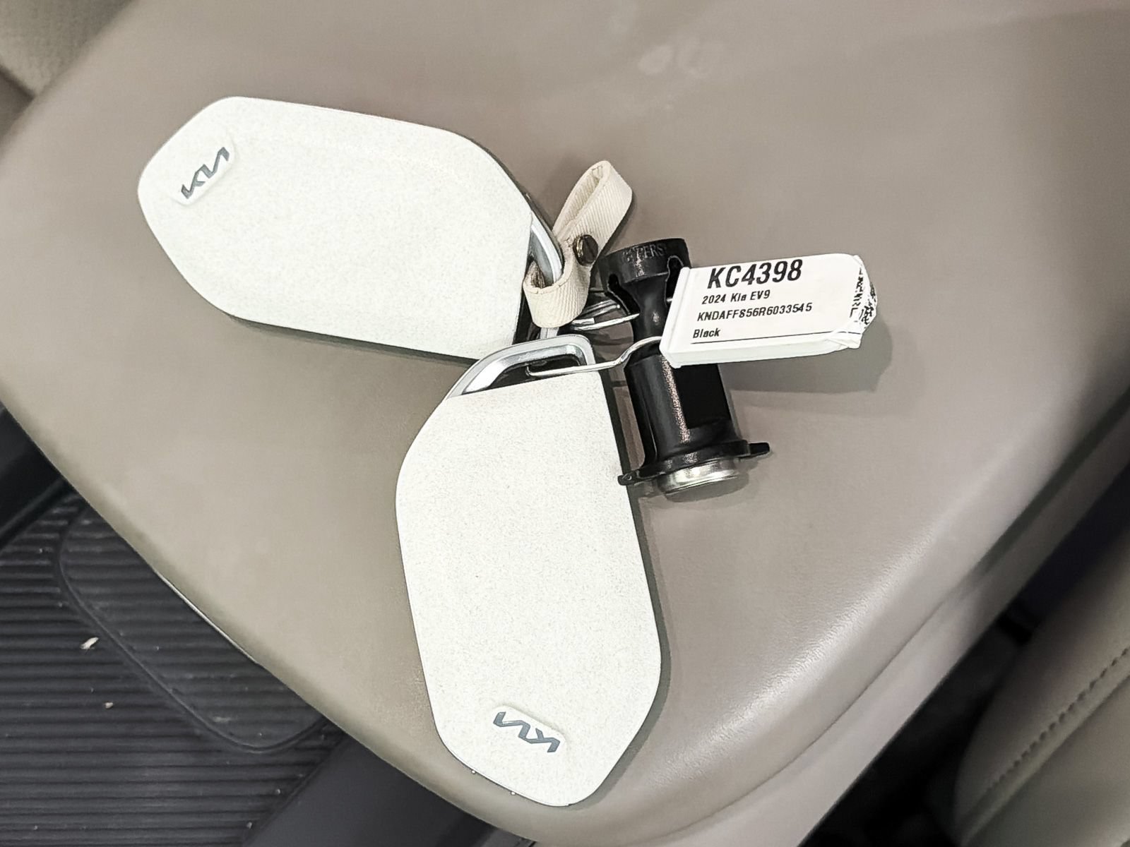 Certified 2024 Kia EV9 Wind AWD/4WD image 31