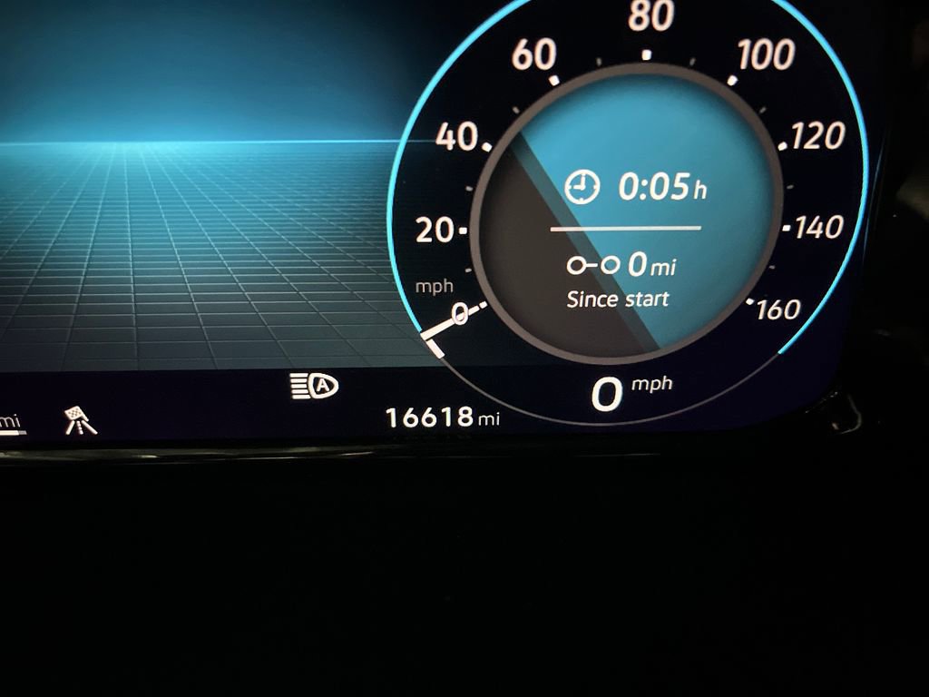 Used 2025 Volkswagen Atlas Cross Sport SE image 31