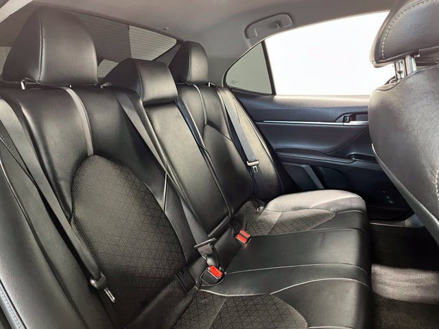 Used 2019 Toyota Camry XSE w/ Navigation Package FWD image 13