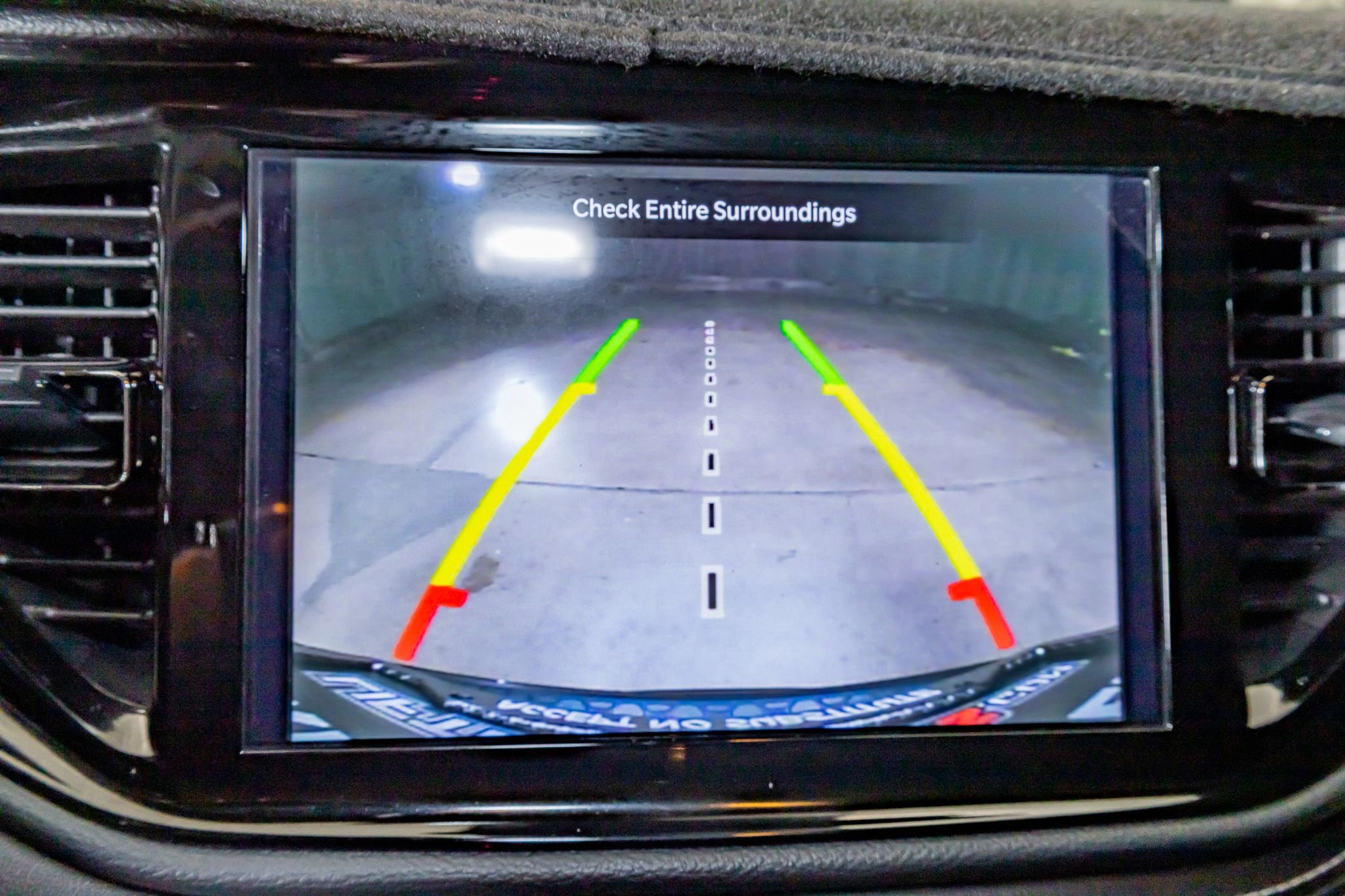 Used 2022 Dodge Durango SRT w/ Technology Group image 18