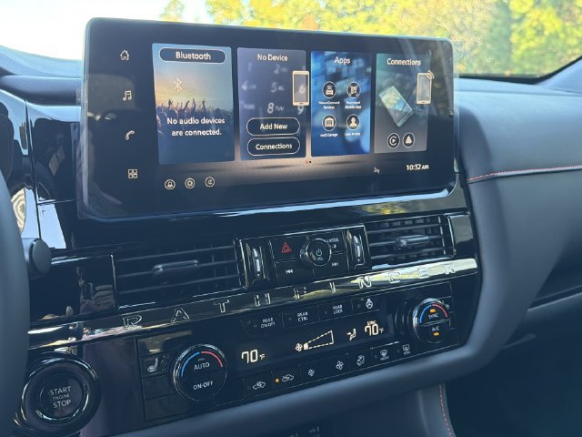 New 2026 Nissan Pathfinder Rock Creek AWD/4WD image 32