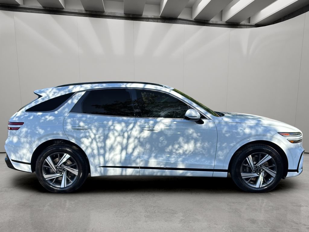 Certified 2026 Genesis GV70 3.5T Sport Advanced AWD/4WD image 6