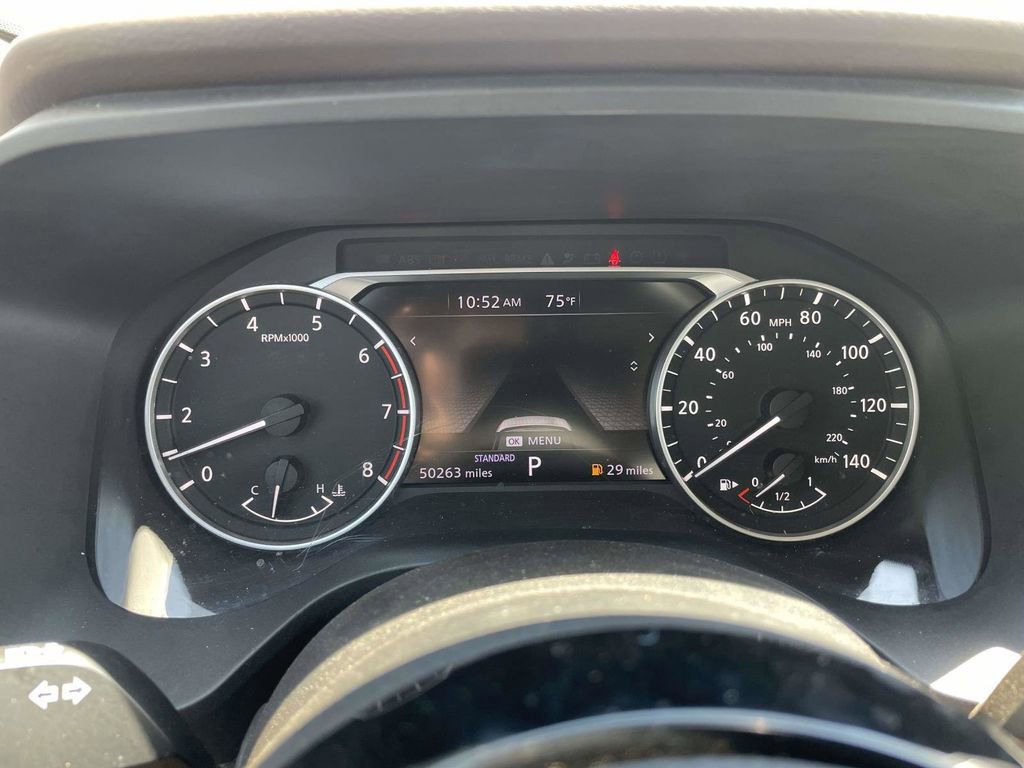 Used 2022 Nissan Rogue SV FWD image 30