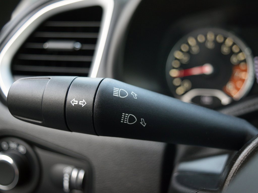 Used 2020 Jeep Renegade Sport image 17