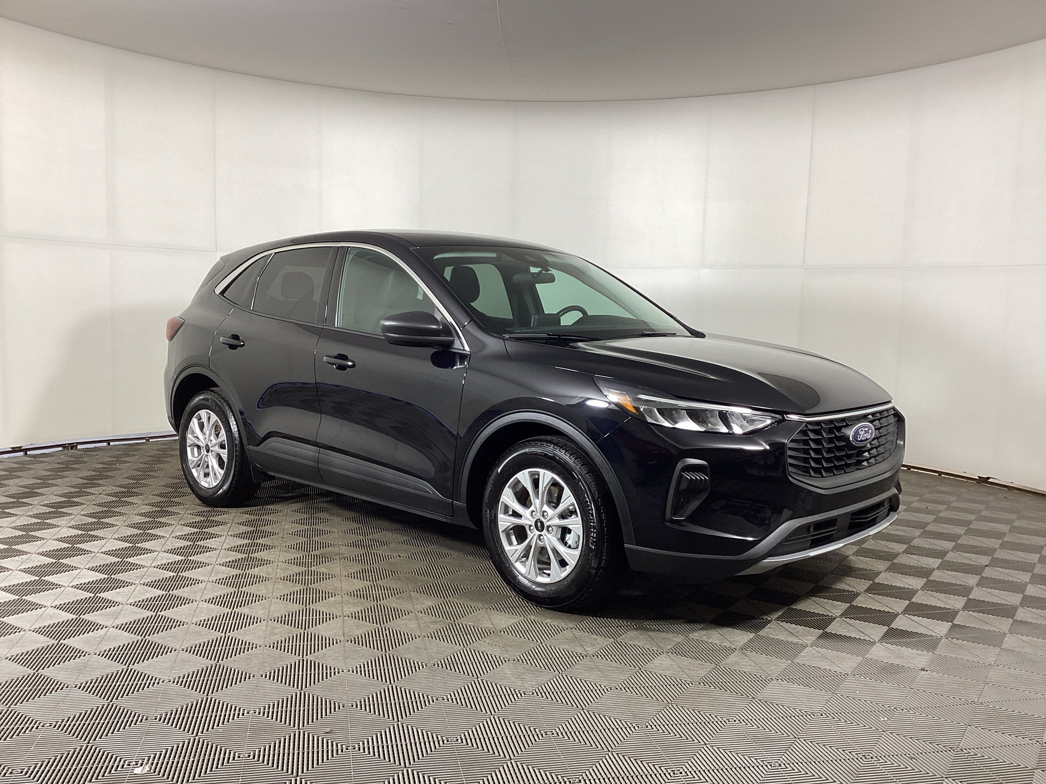 Certified 2023 Ford Escape Active w/ Cold Weather Package