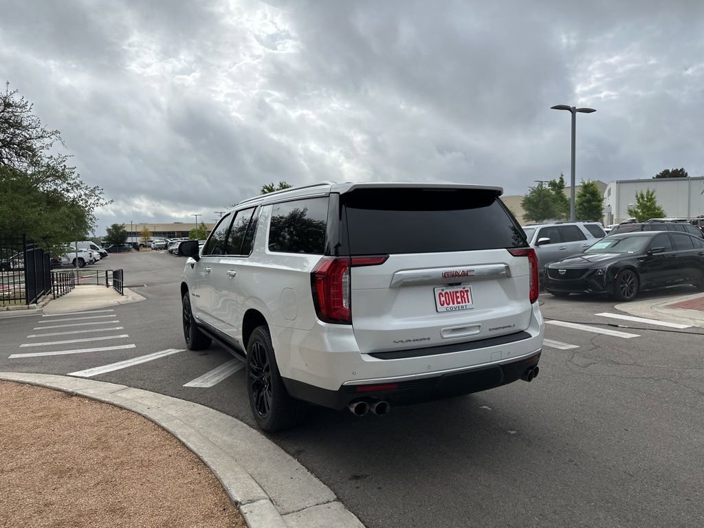Used 2023 GMC Yukon XL Denali w/ Denali Reserve Package image 7