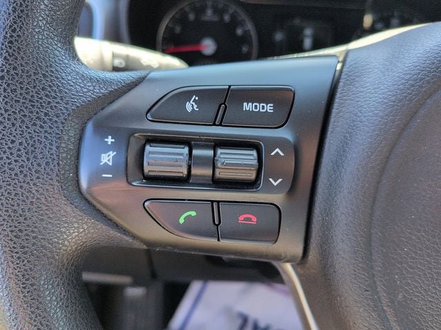 Used 2016 Kia Sorento L FWD image 17