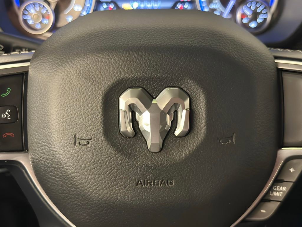 Used 2022 RAM 1500 Limited image 32