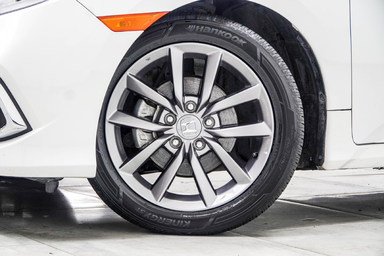 Used 2021 Honda Civic EX-L image 4