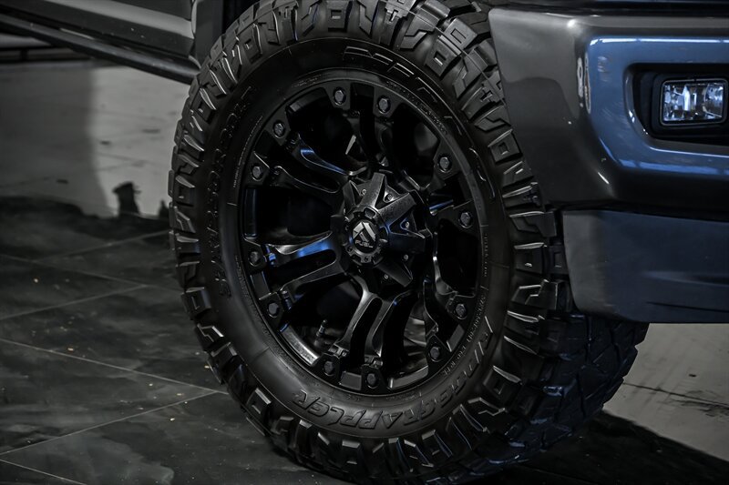 Used 2019 Ford F250 Lariat AWD/4WD image 3