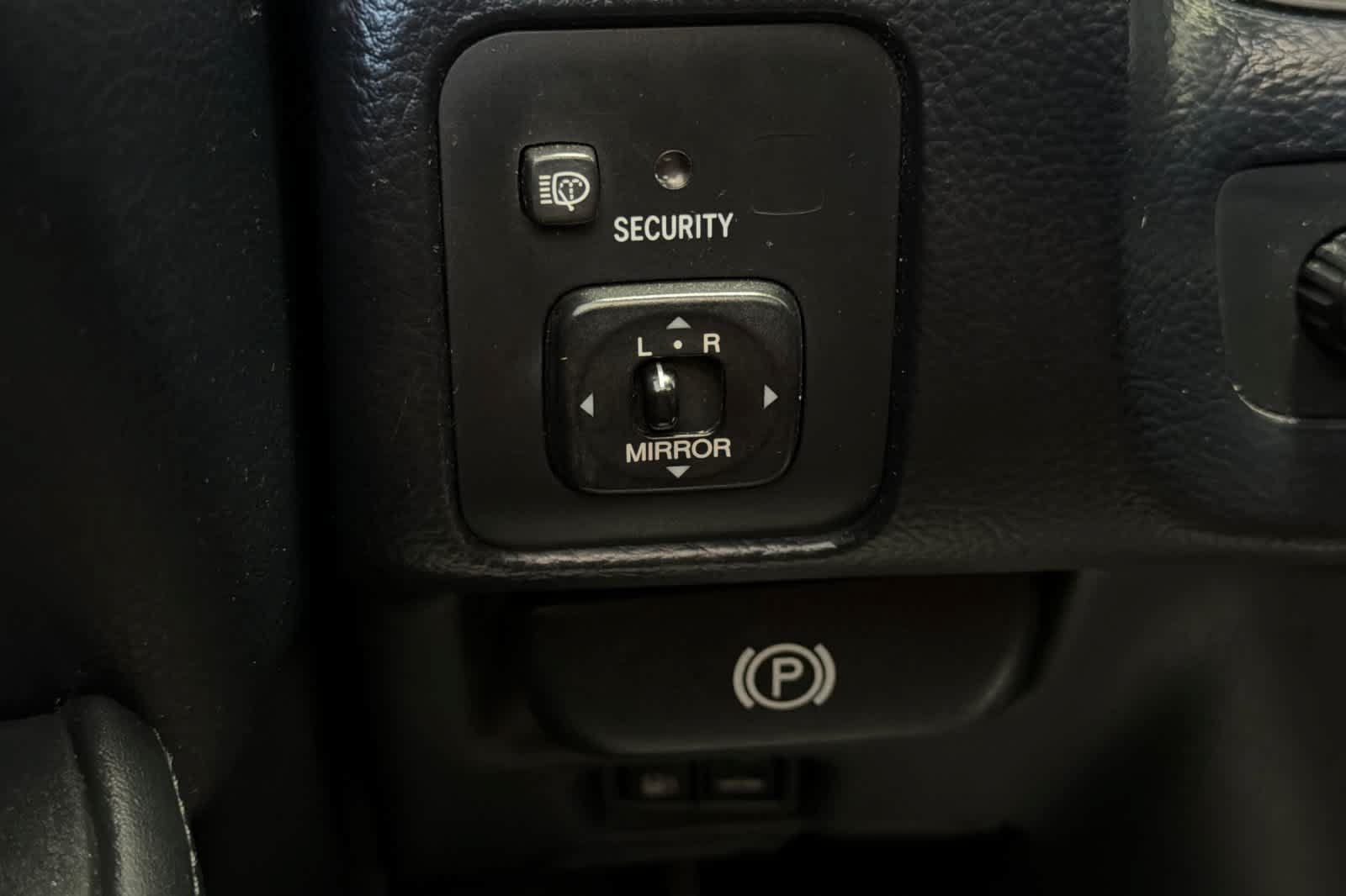 Used 2007 Lexus SC 430 Convertible RWD image 26