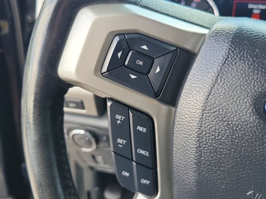 Used 2020 Ford F250 Lariat w/ Lariat Value Package AWD/4WD image 29