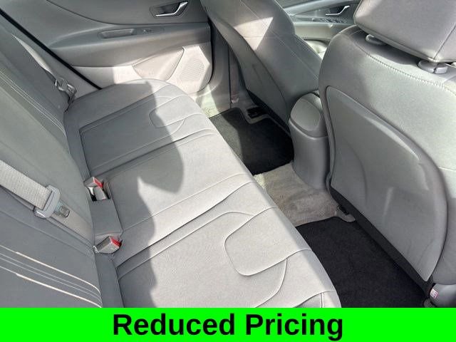 Used 2023 Hyundai Elantra SEL image 34