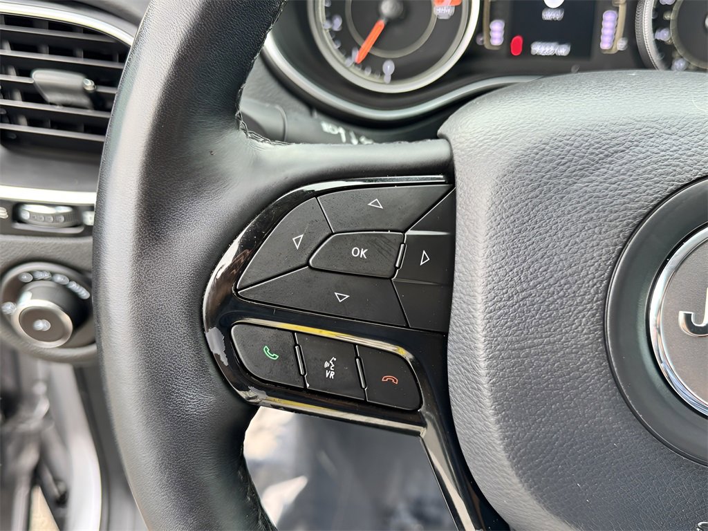 Used 2021 Jeep Cherokee Latitude Plus image 15