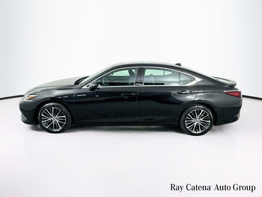 Certified 2024 Lexus ES 300h w/ Premium Package FWD image 4