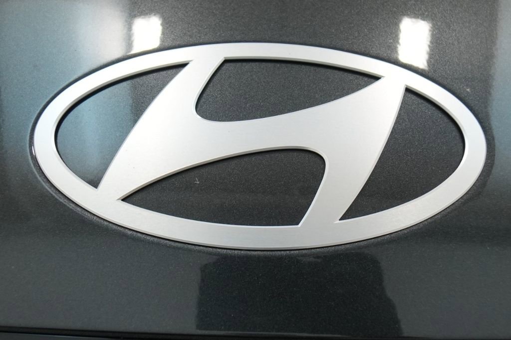 New 2025 Hyundai Sonata Limited FWD image 20