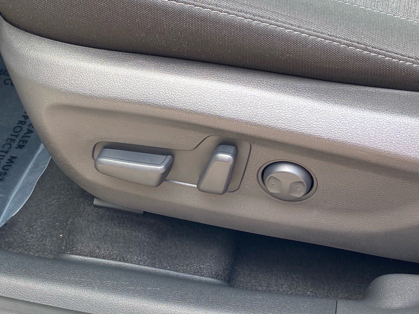 Used 2023 Hyundai Kona SE FWD image 13