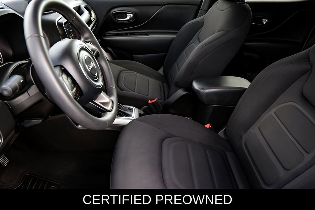 Used 2022 Jeep Renegade Latitude image 10