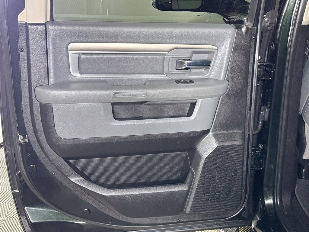 Used 2017 RAM 1500 Big Horn AWD/4WD image 18