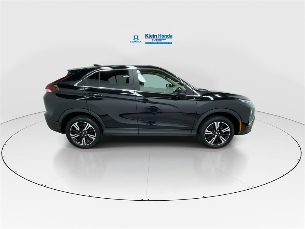 Used 2024 Mitsubishi Eclipse Cross SE image 3